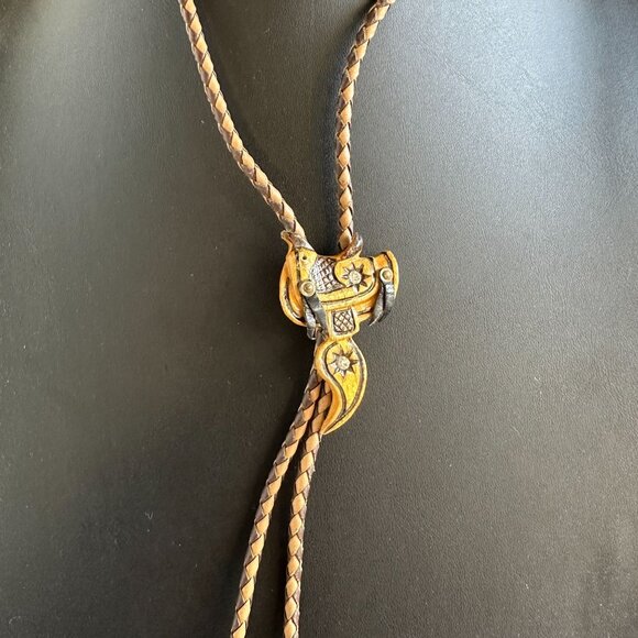 1960s–1970s Tooled Leather Saddle Bolo Tie, Western Bolo with Brass Tips - Picture 2 of 11